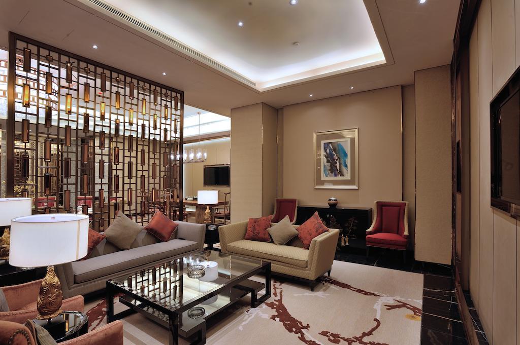 Dongguan Kande International Hotel-During The Canton Fair, Guests Can Enjoy Free Shuttle Buses To The Canton Fair Exhibition Hall Exterior photo